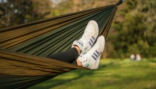 witte sneakers schoonmaken